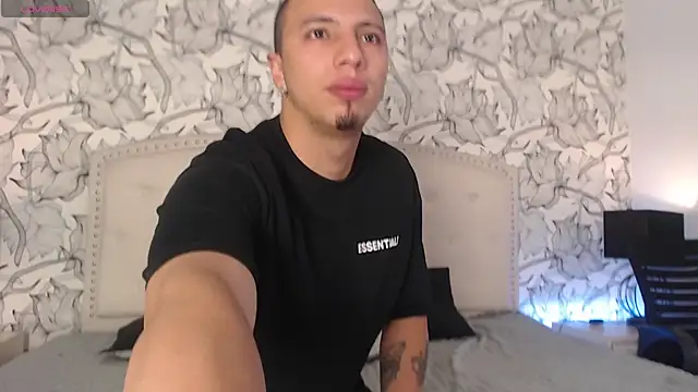 Luna Noire1 online show from 04-21-26, 04:19