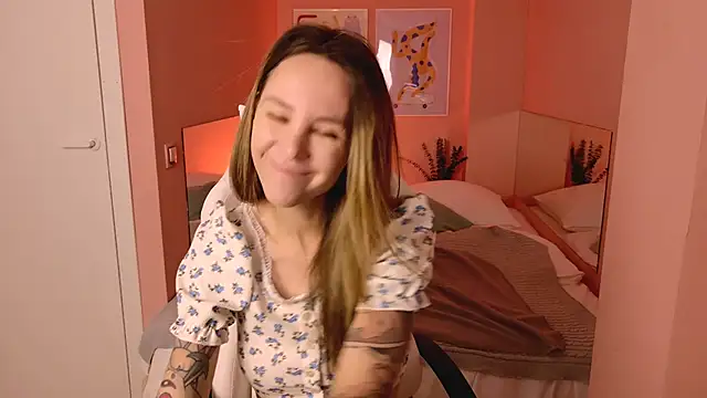 MiaGraham1 online show from 01-09-26, 06:31