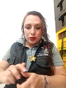 Snapshot of VERONICA__03 chatting on 10-23-25, 02:27 VERONICA 03 online show from 10-23-25, 02:27