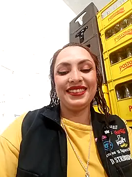 Snapshot of VERONICA__03 chatting on 11-01-25, 02:30 VERONICA 03 online show from 11-01-25, 02:30