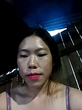 Snapshot of Ngocmi909 chatting on 10-19-25, 04:13 Ngocmi909 online show from 10-19-25, 04:13