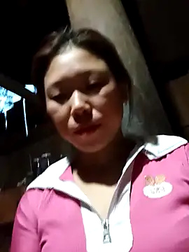 Ngocmi909 online show from 04-15-26, 10:43