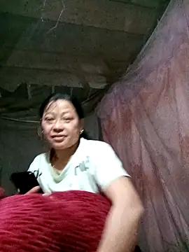 Snapshot of Sa2mh20 chatting on 12-15-25, 12:31 Sa2mh20 online show from 12-15-25, 12:31