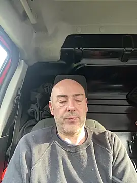 Richmcgee online show from 04-10-26, 07:35