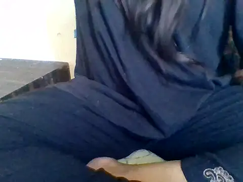 Vaani Singha online show from 10-13-25, 05:07