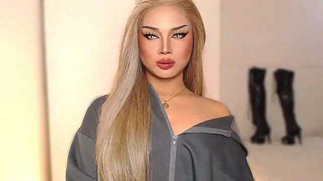 Snapshot of MissRumi_Hunter chatting on 09-25-25, 05:16 MissRumi Hunter online show from 09-25-25, 05:16