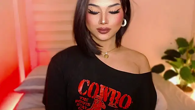 Snapshot of MissRumi_Hunter chatting on 11-07-25, 07:14 MissRumi Hunter online show from 11-07-25, 07:14