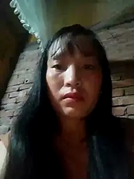 Snapshot of miss-su chatting on 10-27-25, 04:44 miss-su online show from 10-27-25, 04:44