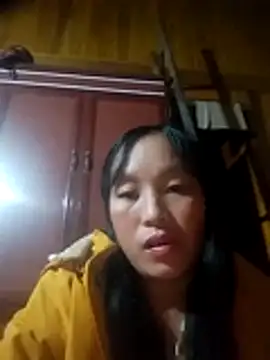 Snapshot of miss-su chatting on 11-08-25, 11:32 miss-su online show from 11-08-25, 11:32