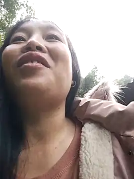 Snapshot of miss-su chatting on 11-20-25, 12:44 miss-su online show from 11-20-25, 12:44