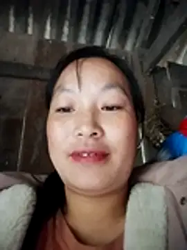 Snapshot of miss-su chatting on 11-21-25, 01:04 miss-su online show from 11-21-25, 01:04