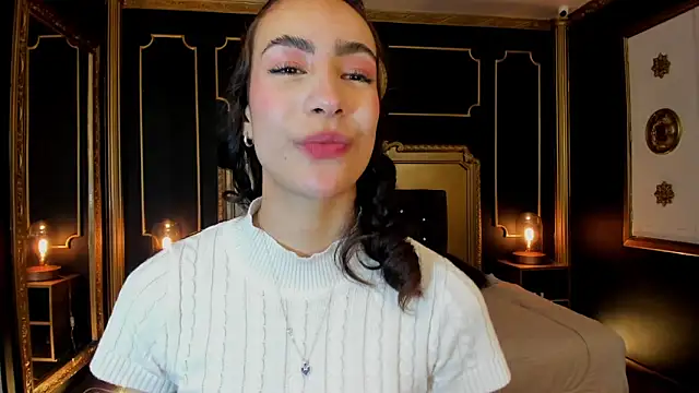 aitana johns online show from 12-17-25, 12:11