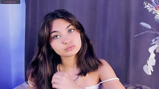 Snapshot of FunnyyMonkeyy chatting on 11-25-25, 08:14 FunnyyMonkeyy online show from 11-25-25, 08:14