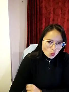 Daliz Leon online show from 11-25-25, 01:16