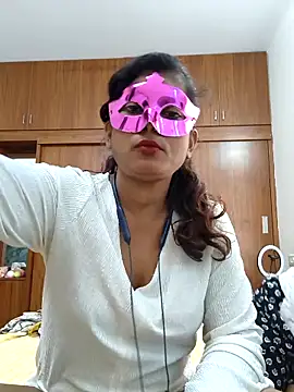 your chandni04 online show from 09-26-25, 08:18