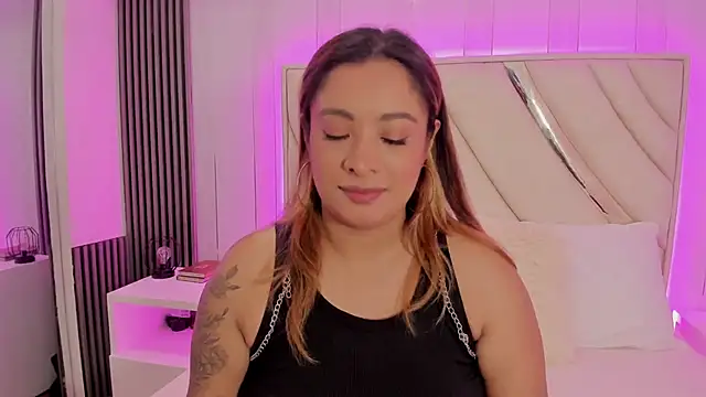 bellalumi online show from 09-13-25, 11:32