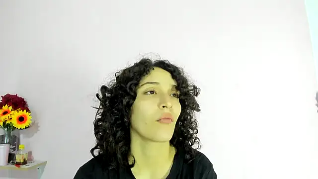 Snapshot of TeensNews18 chatting on 10-10-25, 11:48 TeensNews18 online show from 10-10-25, 11:48