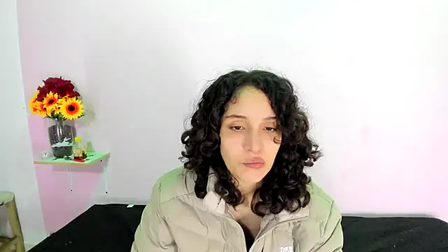 Snapshot of TeensNews18 chatting on 10-16-25, 11:11 TeensNews18 online show from 10-16-25, 11:11