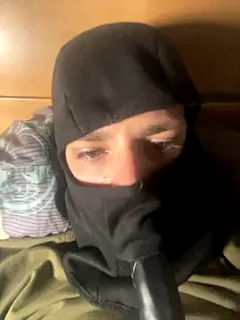 Snapshot of sexyarmy001 chatting on 09-23-25, 08:12 sexyarmy001 online show from 09-23-25, 08:12