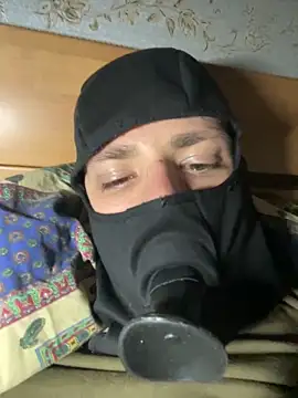 Snapshot of sexyarmy001 chatting on 09-27-25, 08:36 sexyarmy001 online show from 09-27-25, 08:36