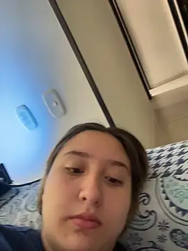 MoraInFire online show from 12-04-25, 06:05