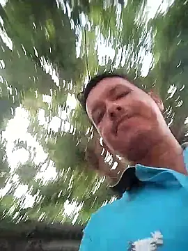 Snapshot of colombiano198720 chatting on 09-18-25, 11:45 colombiano198720 online show from 09-18-25, 11:45