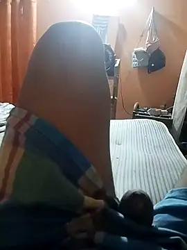 Snapshot of colombiano198720 chatting on 09-30-25, 01:43 colombiano198720 online show from 09-30-25, 01:43