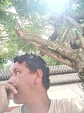 Snapshot of colombiano198720 chatting on 10-11-25, 05:55 colombiano198720 online show from 10-11-25, 05:55