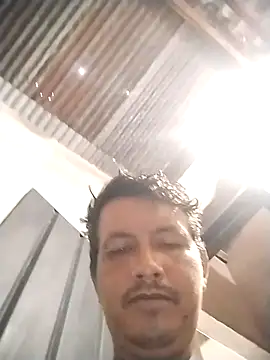 Snapshot of colombiano198720 chatting on 11-06-25, 01:01 colombiano198720 online show from 11-06-25, 01:01