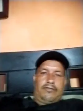 Snapshot of colombiano198720 chatting on 11-19-25, 11:21 colombiano198720 online show from 11-19-25, 11:21