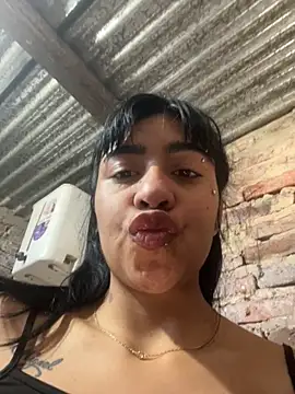 bebecam2002 online show from 11-24-25, 06:29