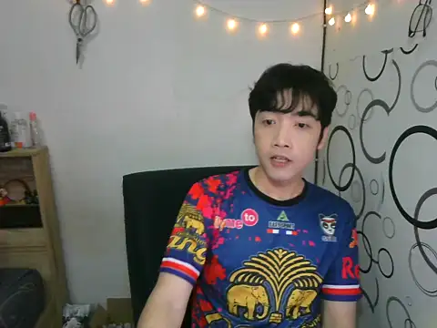 Snapshot of moaman190 chatting on 10-24-25, 03:08 moaman190 online show from 10-24-25, 03:08