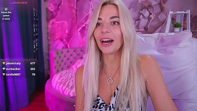 BellaRayyy online show from 11-27-25, 07:27