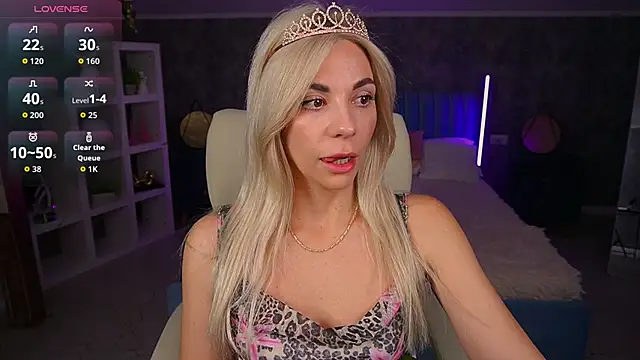 BellaRayyy online show from 04-25-26, 07:44