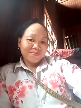 Snapshot of _YooY_ chatting on 09-13-25, 02:55 YooY online show from 09-13-25, 02:55