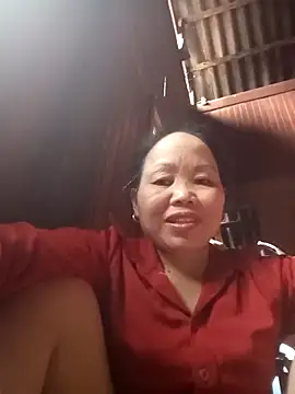 Snapshot of _YooY_ chatting on 10-19-25, 03:40 YooY online show from 10-19-25, 03:40
