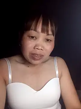 Snapshot of _YooY_ chatting on 10-23-25, 02:38 YooY online show from 10-23-25, 02:38