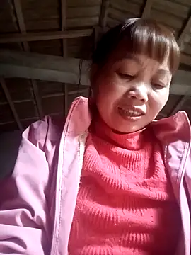 Snapshot of _YooY_ chatting on 10-26-25, 02:17 YooY online show from 10-26-25, 02:17