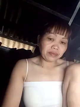 Snapshot of _YooY_ chatting on 10-30-25, 02:02 YooY online show from 10-30-25, 02:02