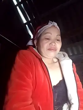 Snapshot of _YooY_ chatting on 11-28-25, 11:40 YooY online show from 11-28-25, 11:40