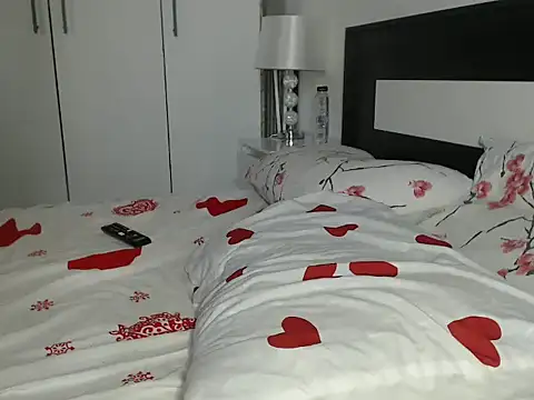 petite danielle online show from 09-09-25, 07:19