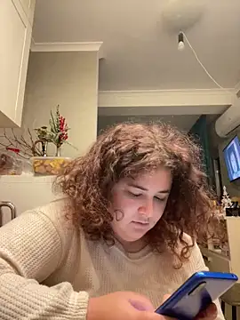 AliceCurlyX online show from 12-04-25, 02:15