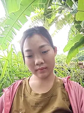 Ananine online show from 11-13-25, 06:34