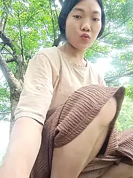 Ananine online show from 04-21-26, 05:58