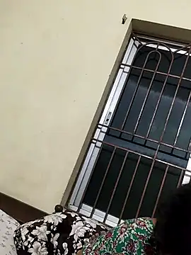 Snapshot of humtum2254 chatting on 11-23-25, 02:17 humtum2254 online show from 11-23-25, 02:17