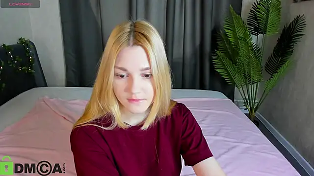 Sylvia Ortiz online show from 10-25-25, 09:06