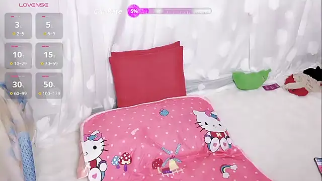 Snapshot of Tsuki-202 chatting on 10-15-25, 12:44 Tsuki-202 online show from 10-15-25, 12:44