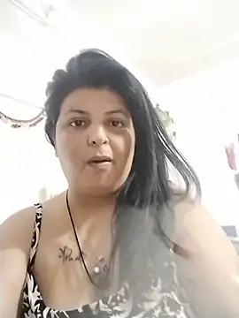 Snapshot of Jann_Riya333 chatting on 06-27-26, 07:24 Jann Riya333 online show from 06-27-26, 07:24