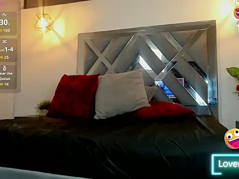 Candy Hott7 online show from 10-17-25, 08:00