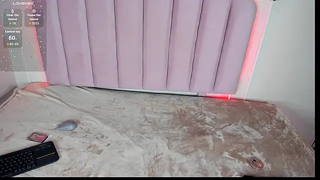 Snapshot of MissCandyliciouss chatting on 09-22-25, 11:51 MissCandyliciouss online show from 09-22-25, 11:51